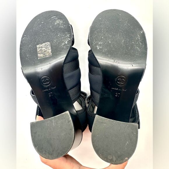 Chanel 24C Gold CHANEL & CC Logo Black Fabric Block Heel Strappy Sandals EU 37 - Picture 5 of 16